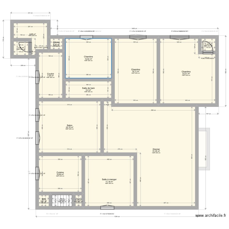 Benkrim. Plan de 31 pièces et 362 m2
