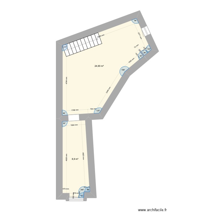 LFICentre_Etage. Plan de 2 pièces et 34 m2
