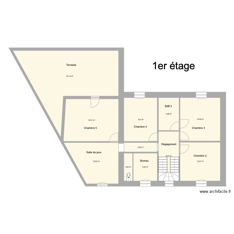 Saint Nic 1er étage. Plan de 11 pièces et 139 m2