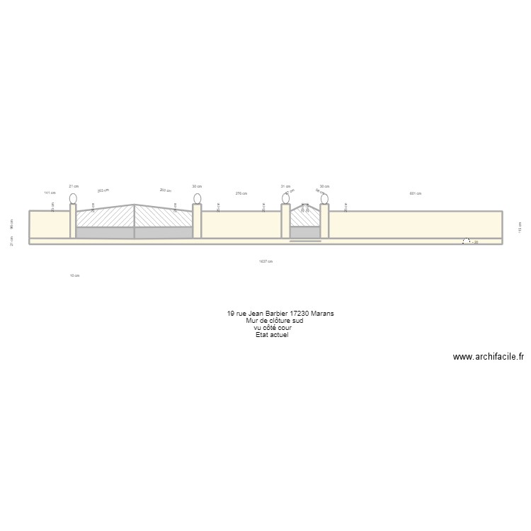 Mur d'enceinte sud. Plan de 14 pièces et 19 m2