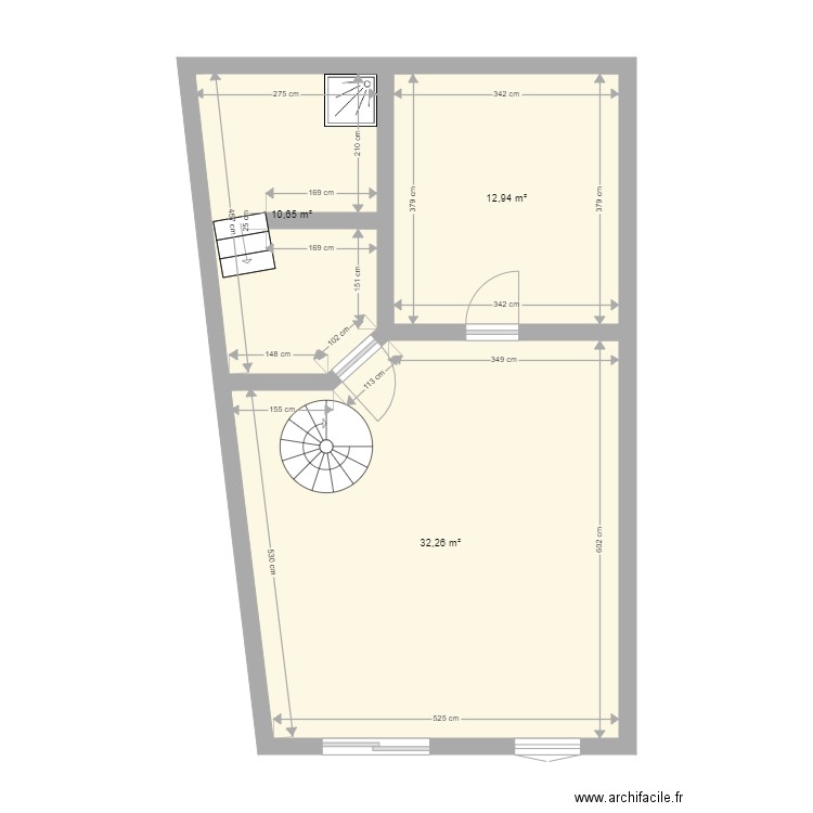 LRO Duplex gauche. Plan de 6 pièces et 85 m2