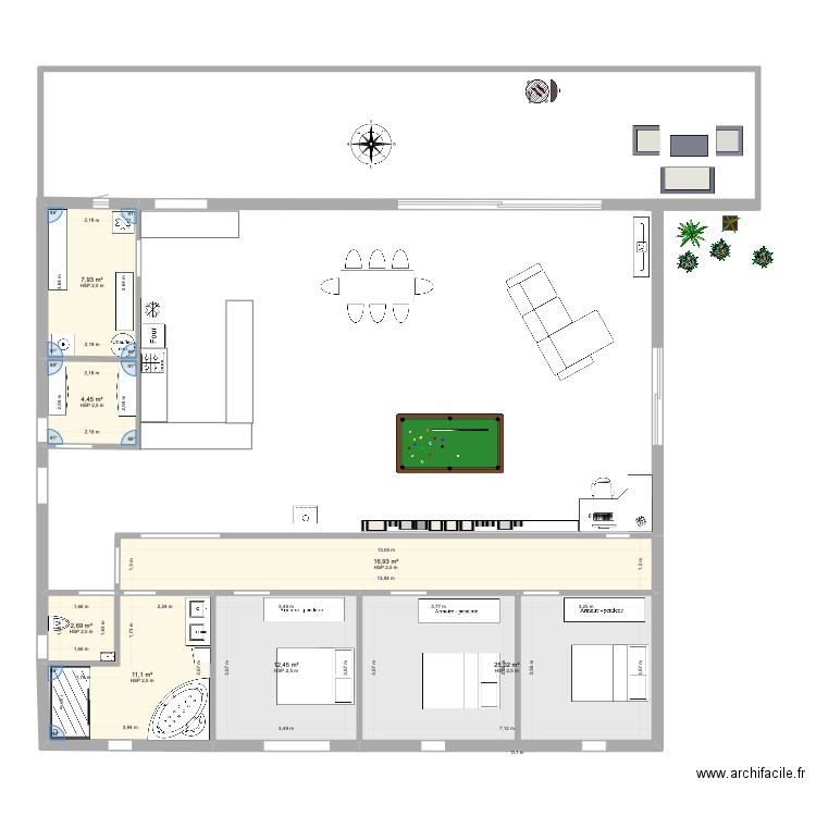 étable. Plan de 7 pièces et 81 m2