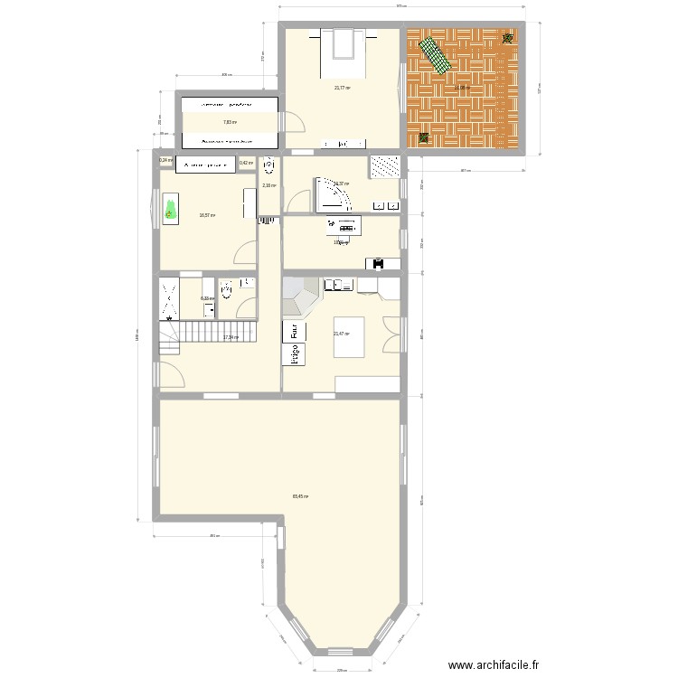 LE clos. Plan de 13 pièces et 201 m2