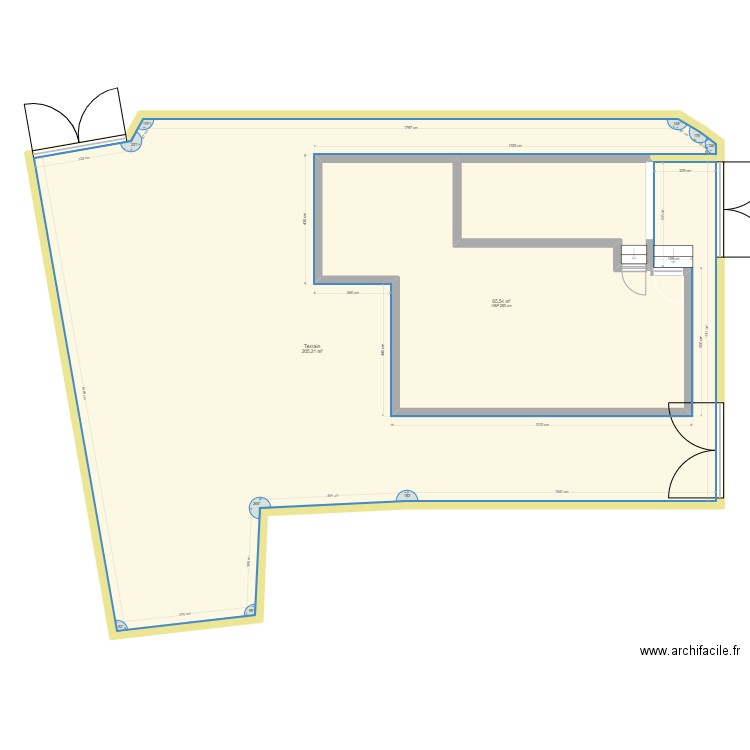 Plan de masse. Plan de 3 pièces et 288 m2