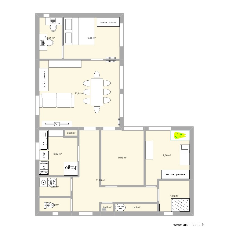 maison. Plan de 13 pièces et 85 m2