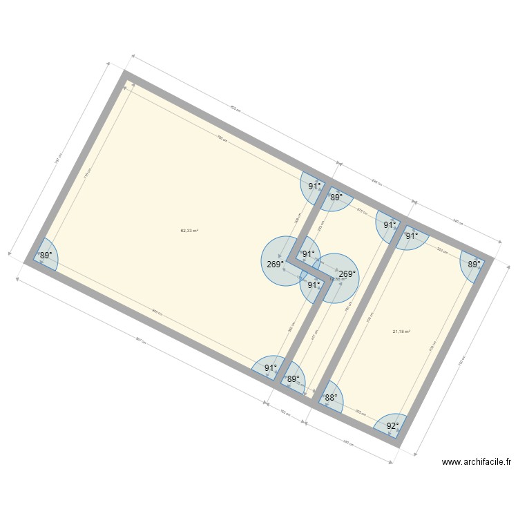 Sandra Condé 2. Plan de 3 pièces et 96 m2