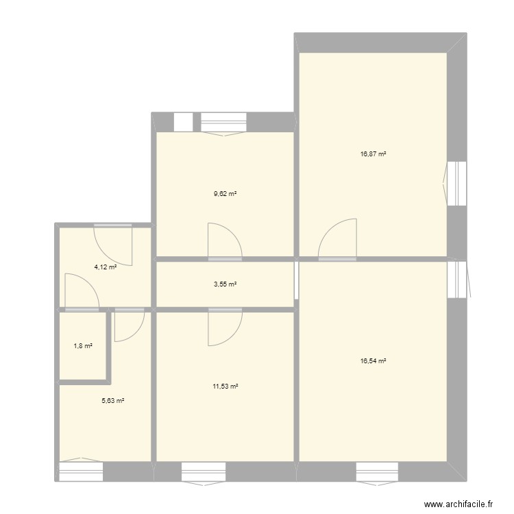 F3 Etage. Plan de 8 pièces et 70 m2