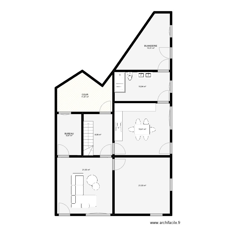 leval. Plan de 8 pièces et 113 m2