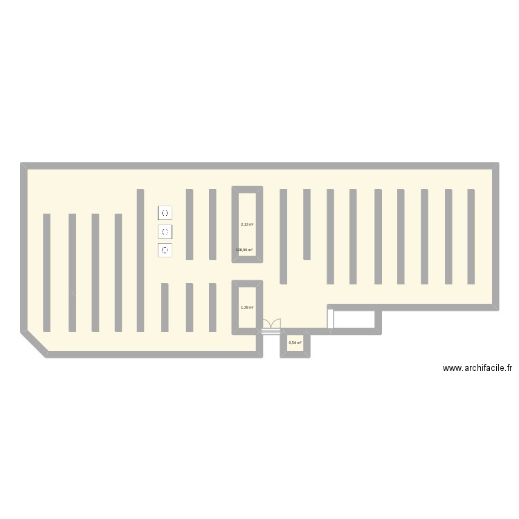 Carrefour. Plan de 4 pièces et 137 m2