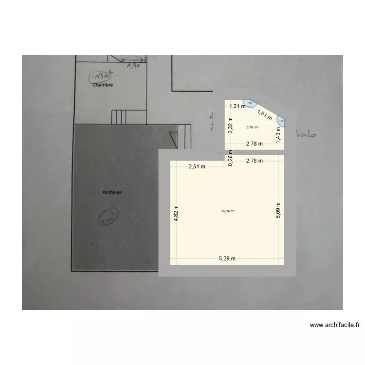 Duplex R+2. Plan de 2  et 32 m²
