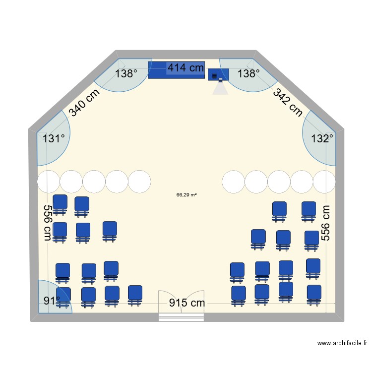 Une salle. Plan de 1 pièce et 66 m2