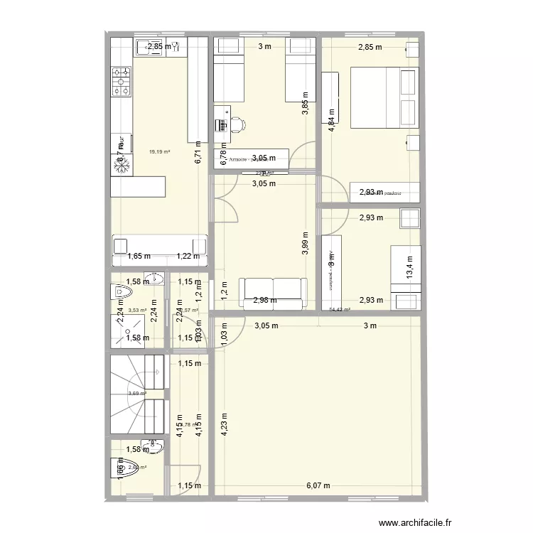 Appartement. Plan de 8  et 114 m²