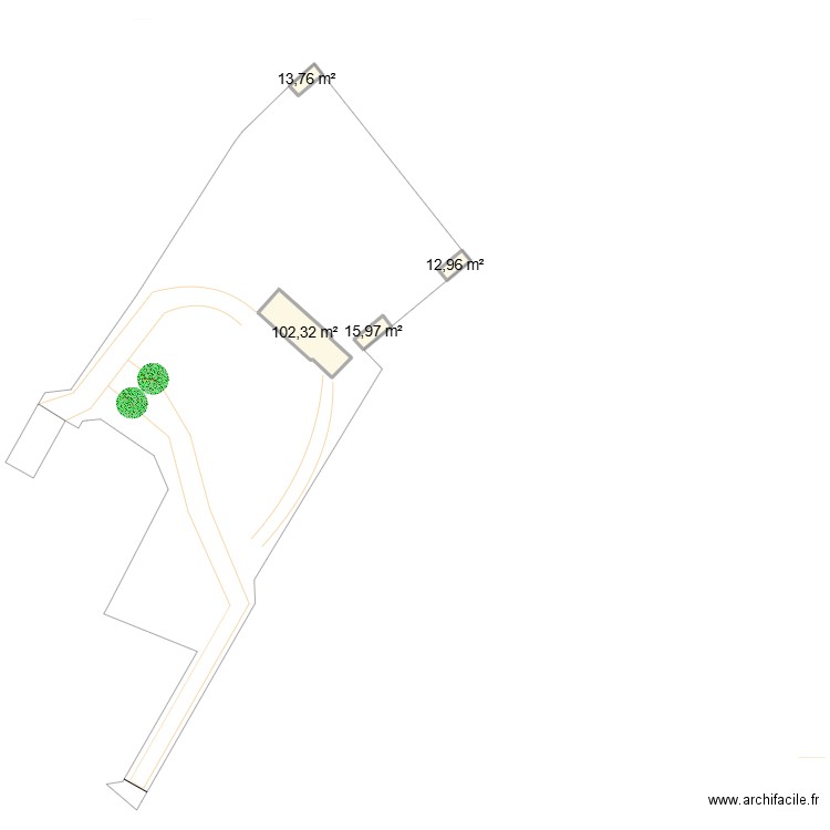plan jardin. Plan de 4 pièces et 145 m2