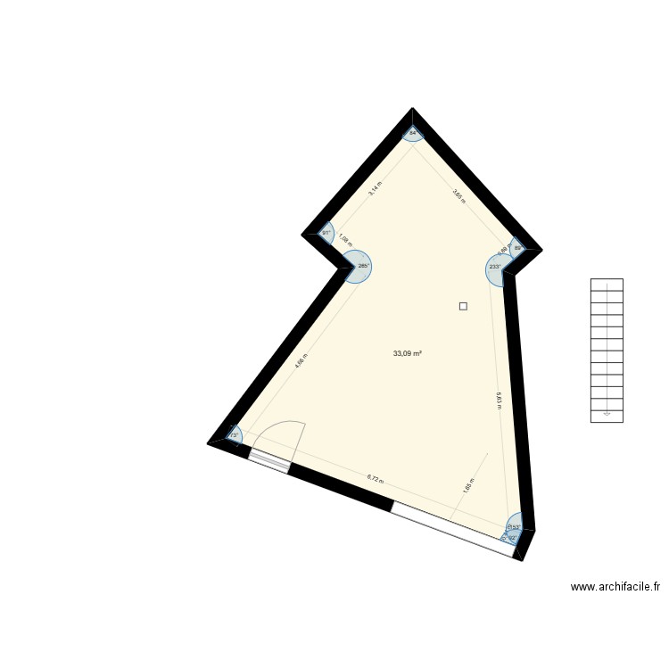 BLAGNAC. Plan de 1 pièce et 33 m2