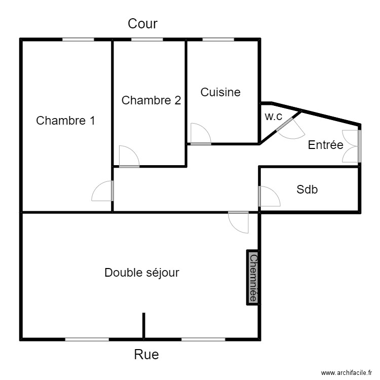 Hasar. Plan de 8 pièces et 260 m2