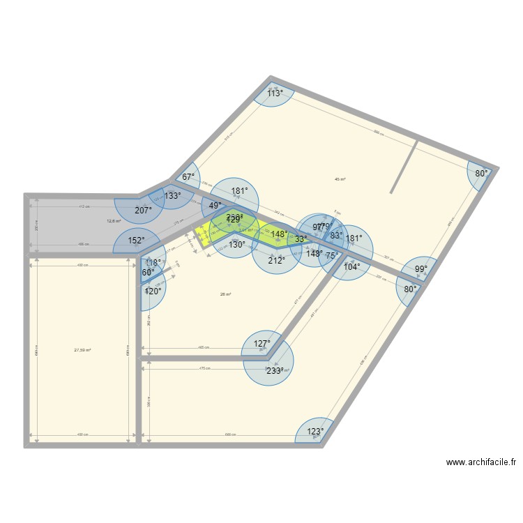 972. Plan de 6 pièces et 150 m2