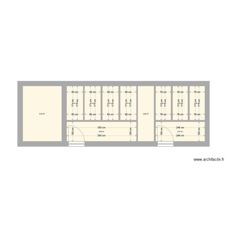 Bâtiment F. Plan de 11 pièces et 23 m2