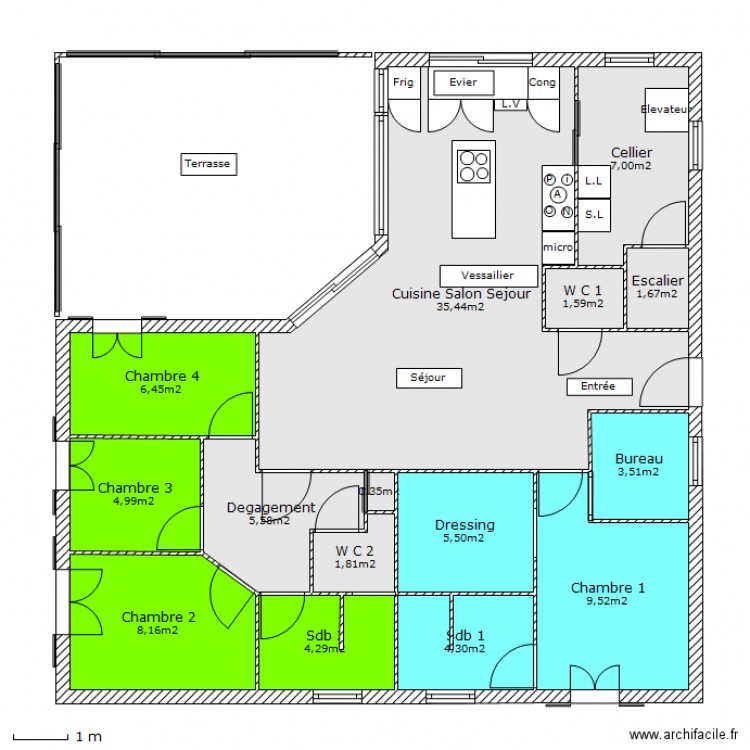 Surface en cour. Plan de 0 pièce et 0 m2