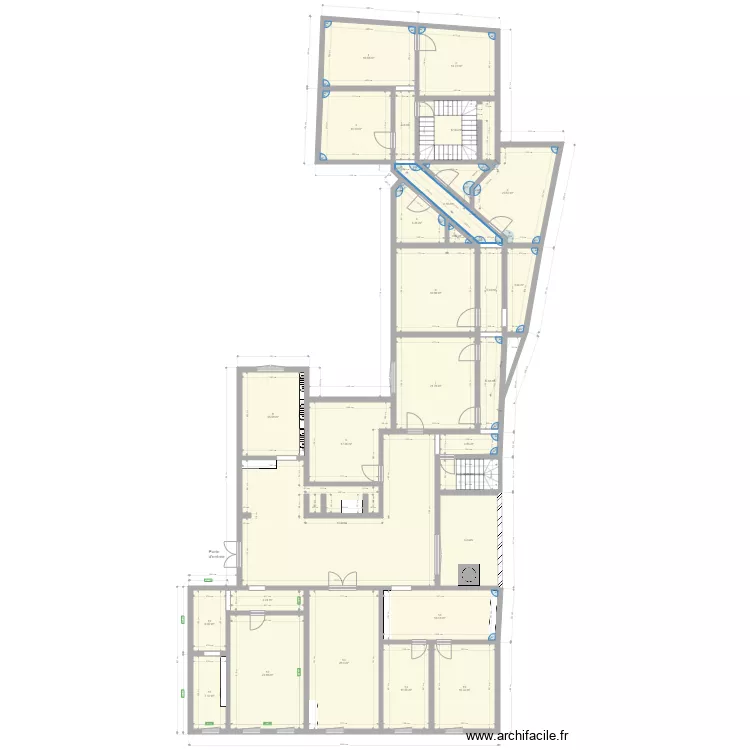 Maxence Menzo. Plan de 