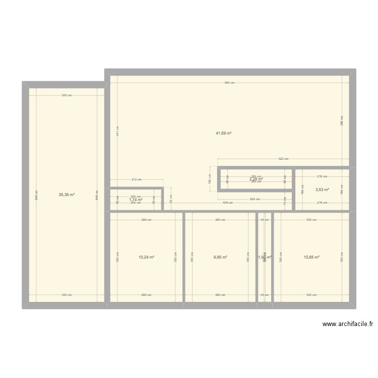 plan avant agrandissement. Plan de 9 pièces et 107 m2