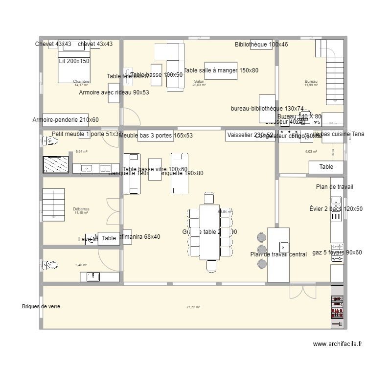 Maison Mangily 21 mai 2023. Plan de 9 pièces et 175 m2