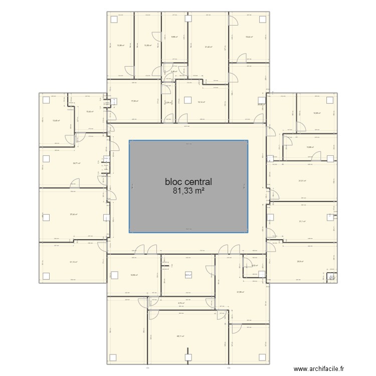 Tour 2000 actuelle. Plan de 29 pièces et 696 m2