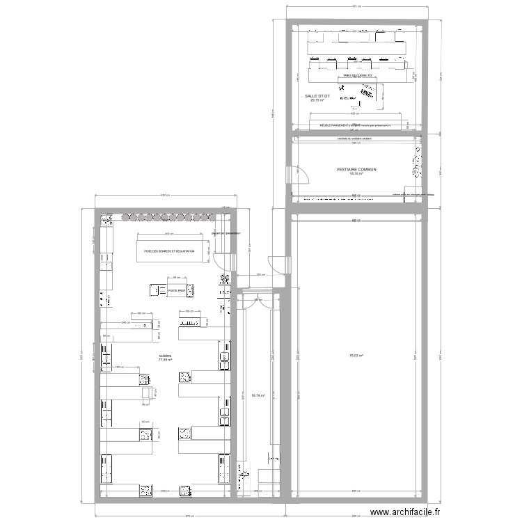 2 cuisines par à part. Plan de 0 pièce et 0 m2