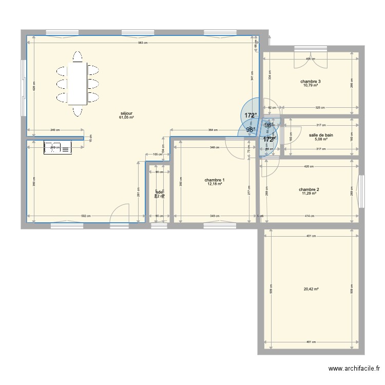 BR15 BIS. Plan de 8 pièces et 124 m2