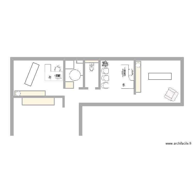 TSAN. Plan de 5 pièces et 4 m2