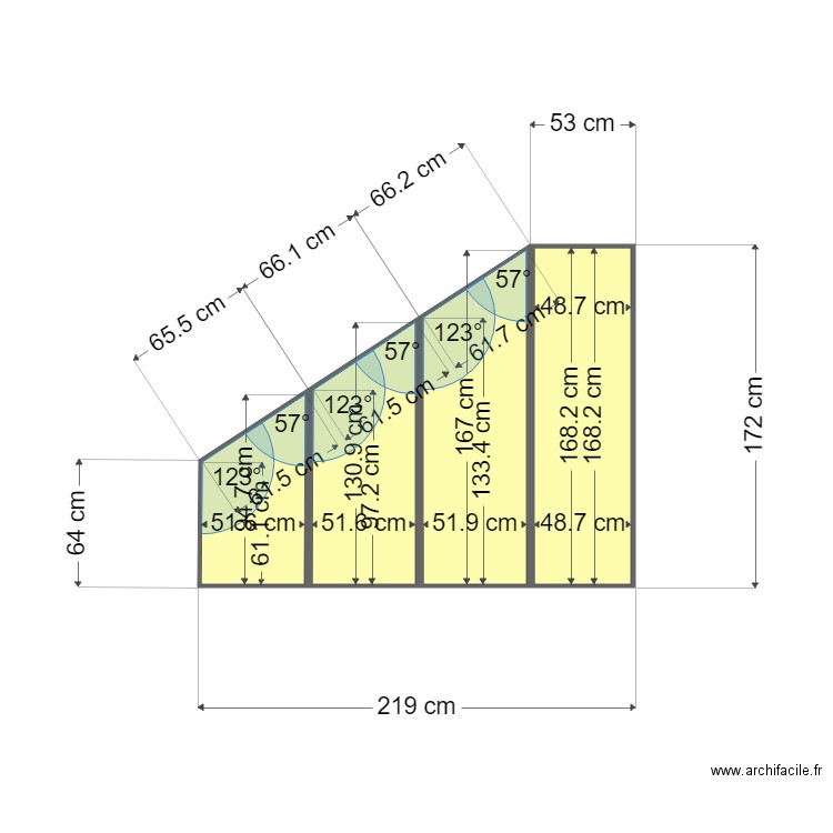 Meuble sous escalier. Plan de 0 pièce et 0 m2