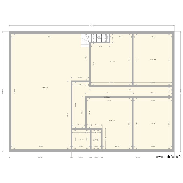démésurée. Plan de 0 pièce et 0 m2