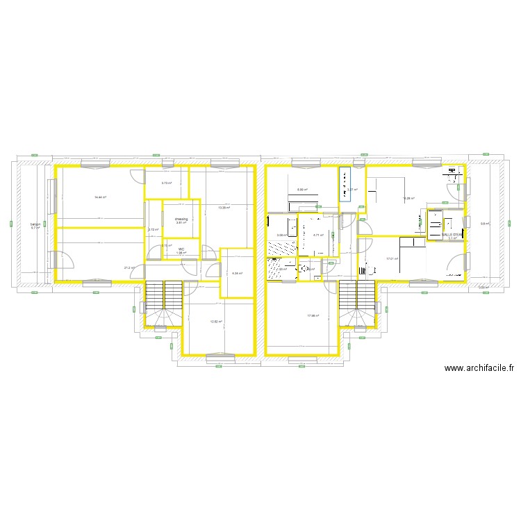 SAINT JULIEN étage . Plan de 0 pièce et 0 m2