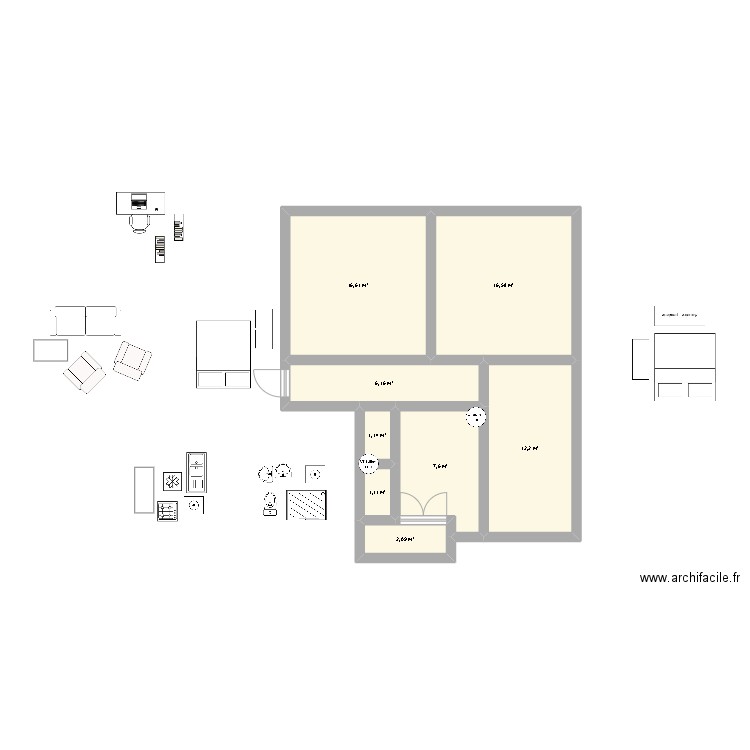 initial. Plan de 8 pièces et 63 m2