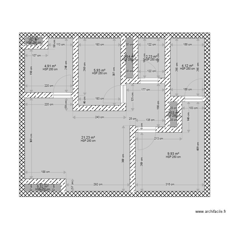 Essaie Vatican. Plan de 10 pièces et 50 m2