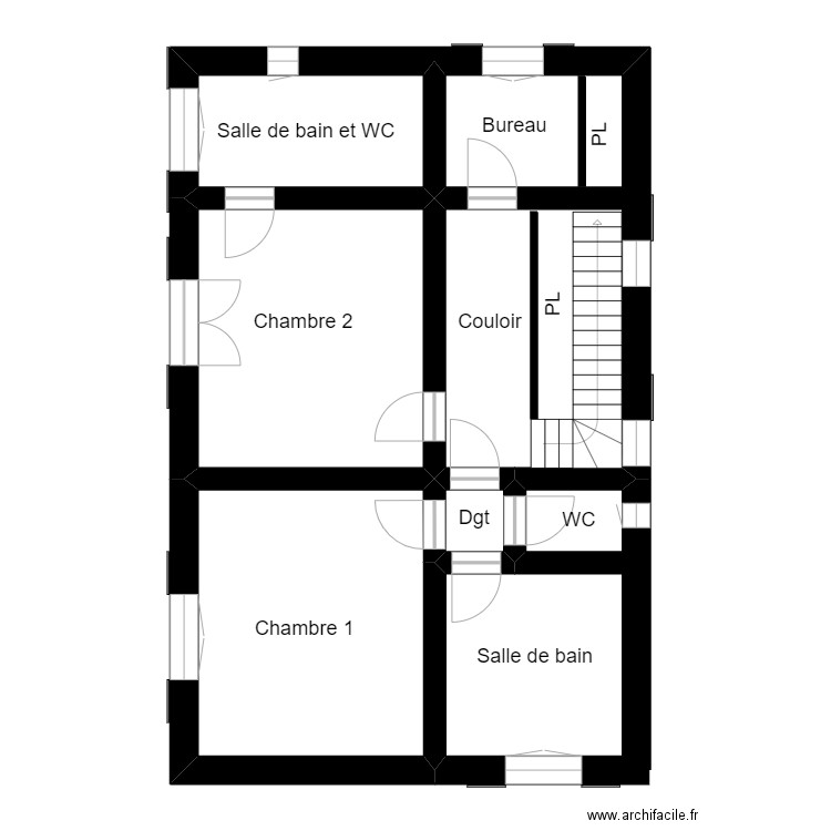 Harlet. Plan de 7 pièces et 150 m2