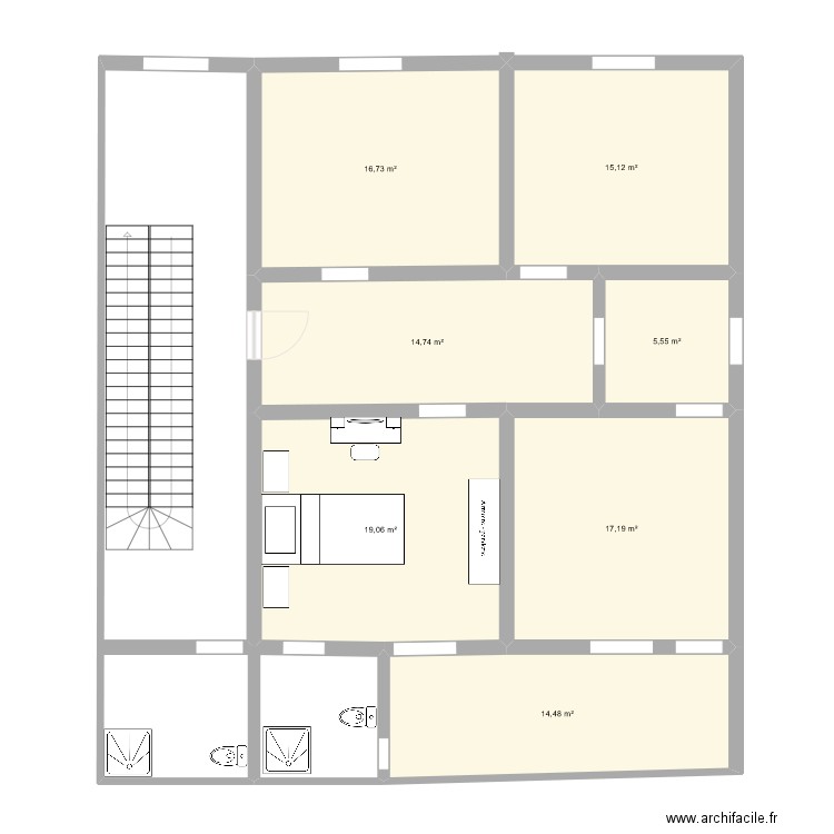 plan. Plan de 7 pièces et 103 m2