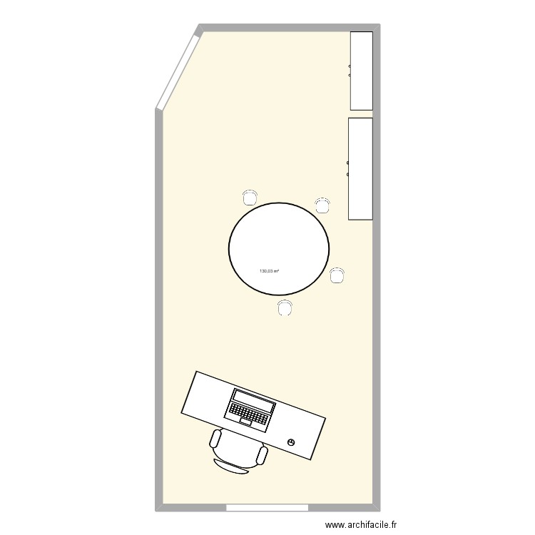 bureau2. Plan de 1 pièce et 130 m2