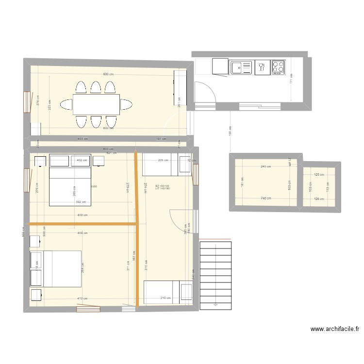petite maison P-15. Plan de 7 pièces et 60 m2