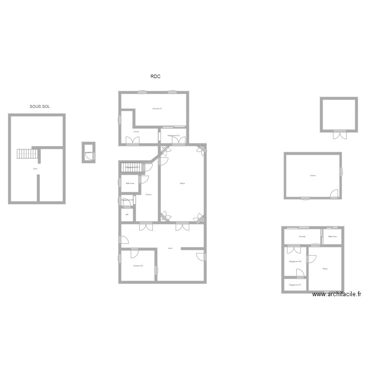 350600244. Plan de 24 pièces et 266 m2