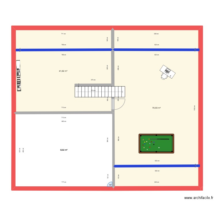 Mezzanine. Plan de 4 pièces et 183 m2