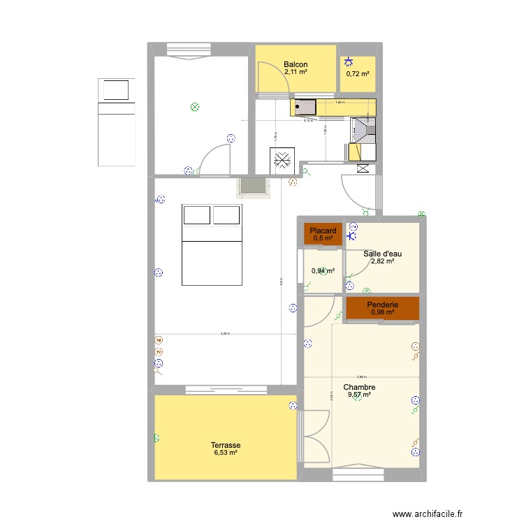 Calella  soyons fou. Plan de 8 pièces et 24 m2