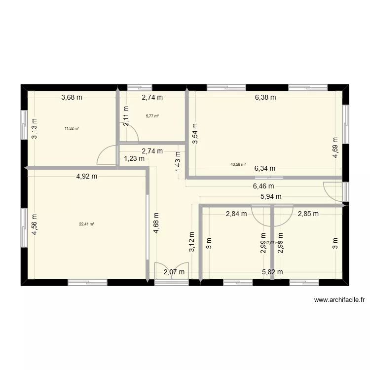 RDC. Plan de 5  et 97 m²