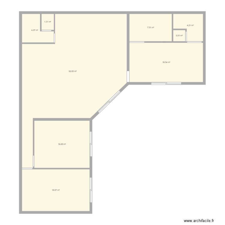 david et cindy. Plan de 9 pièces et 134 m2