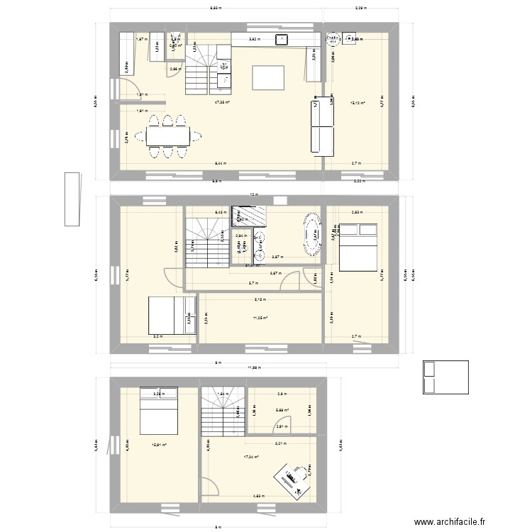 Maison. Plan de 8 pièces et 165 m2
