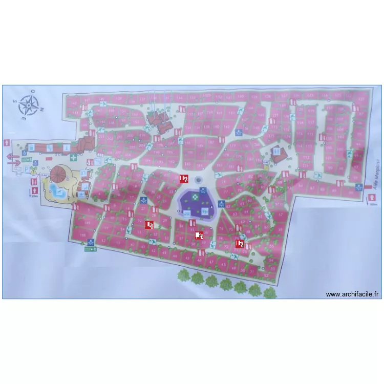 SAINT TROPARK - RIA. Plan de 