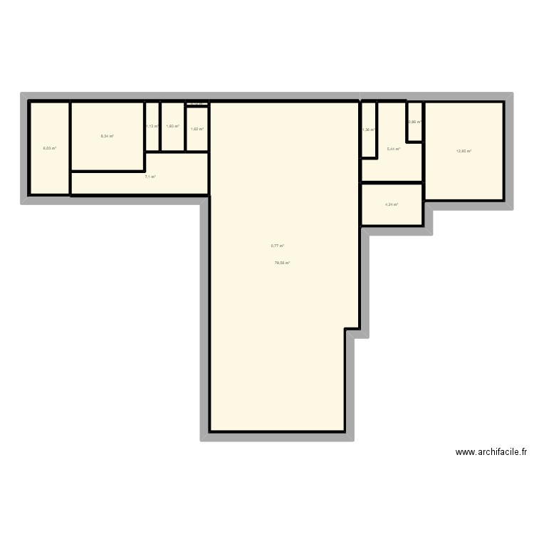 Elevia. Plan de 14 pièces et 131 m2