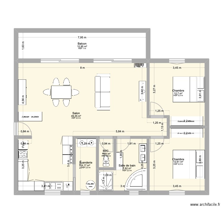 logement. Plan de 7 pièces et 101 m2