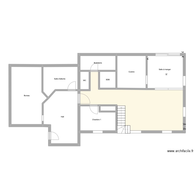 Maison. Plan de 11 pièces et 118 m2