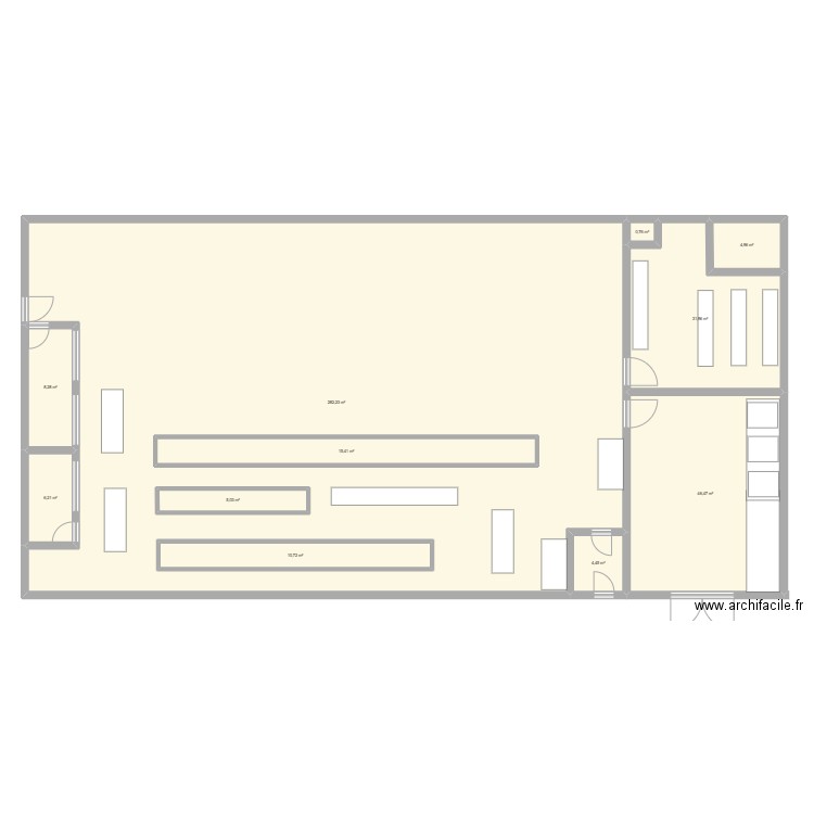 Lezoux. Plan de 11 pièces et 455 m2