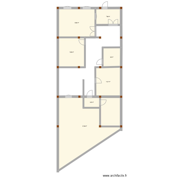 ;,kkk. Plan de 7 pièces et 129 m2